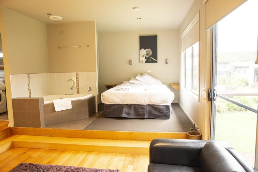 Little Norfolk Bay Events&Chalets Taranna Eksteriør bilde